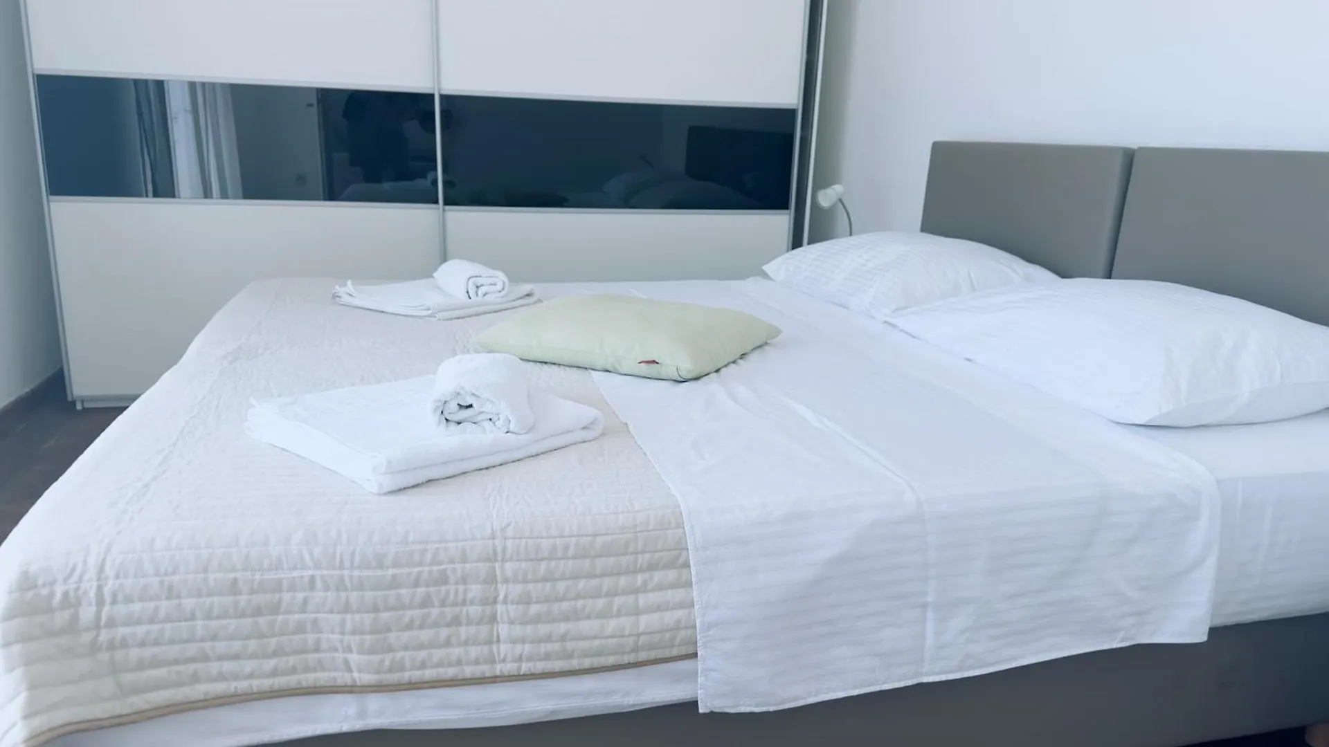 Poljana Plankit Apartments Zadar